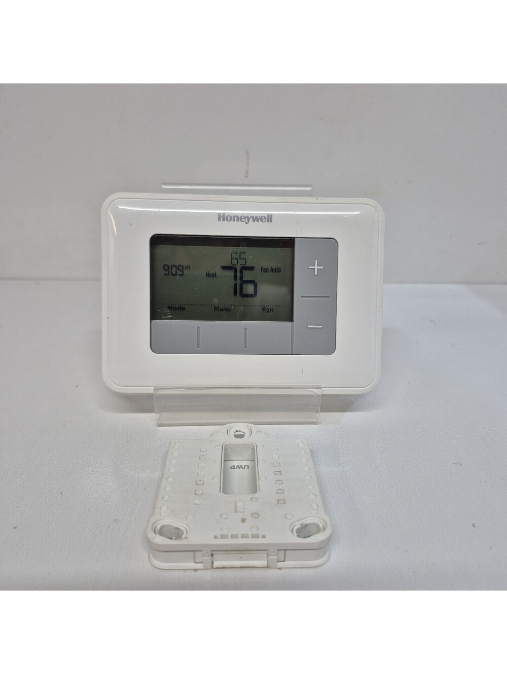 Honeywell Home RTH6360D1002 Thermostat White